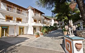 Skopelos Elios Holidays Hotel